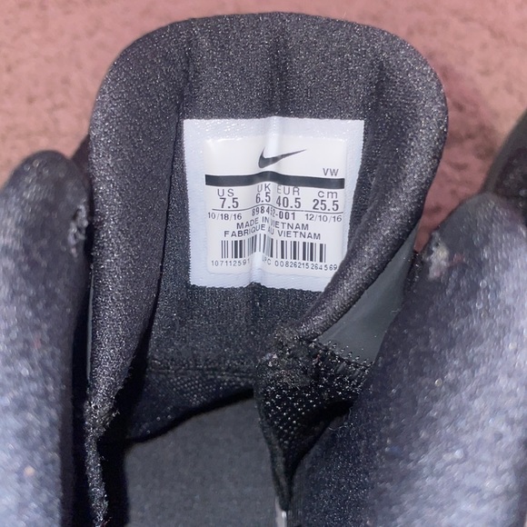 Nike Air Precision NBK Basketball Shoes - Picture 4 of 7